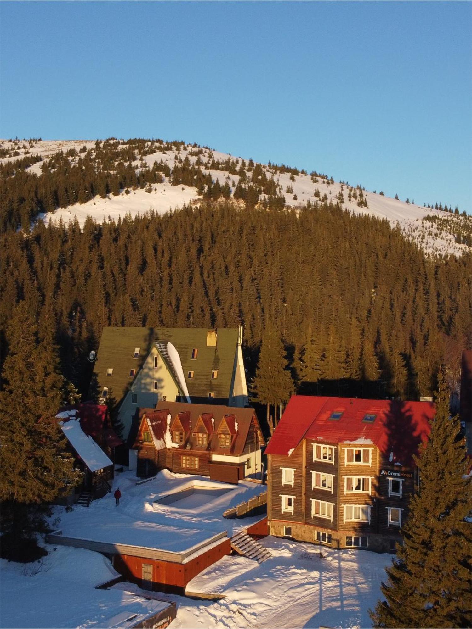 Gremi Hotel Драгобрат Экстерьер фото
